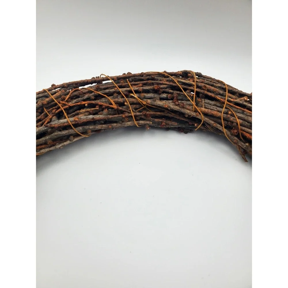 Homemade Wreath (Real Branches) - Decorate to make your own rustic creation